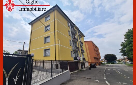 Trilocale con box in zona stazione FNM